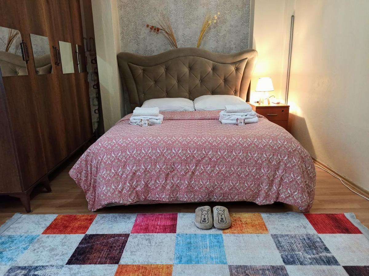 Private Room Close To Merter And Gungoren Textile Center 伊斯坦布尔 外观 照片